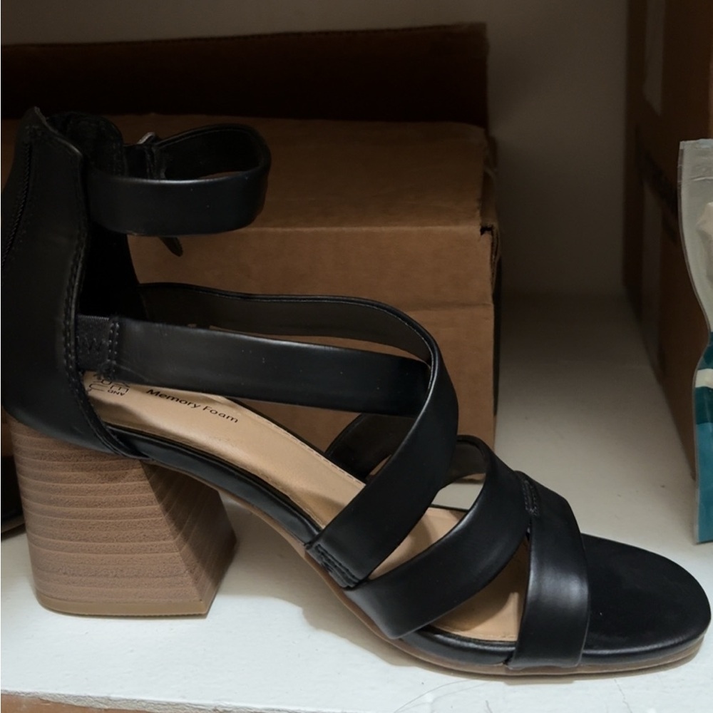 Black chunky heels